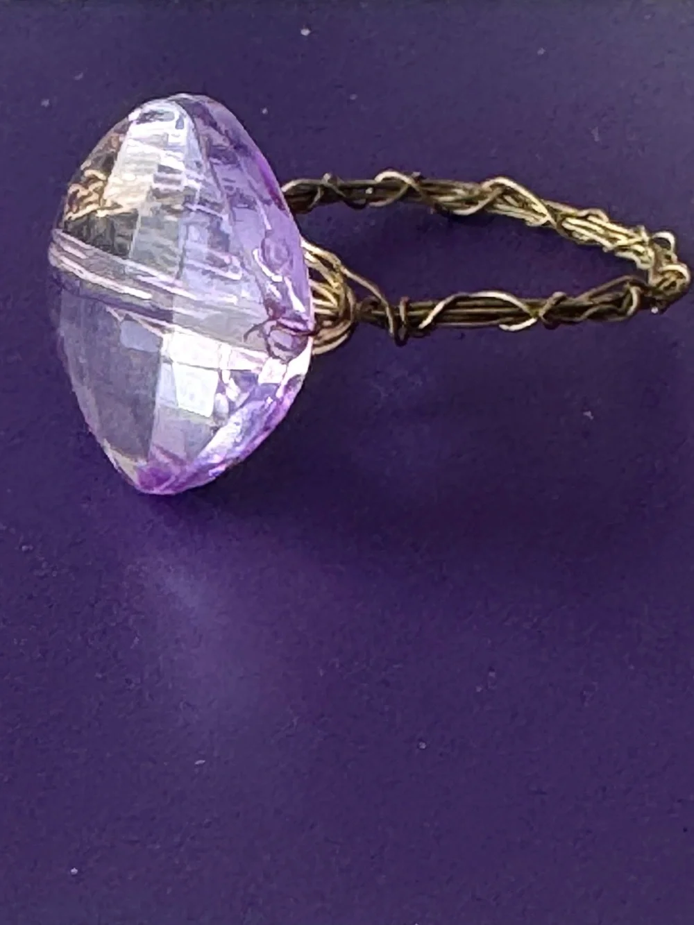 Delicate Purple Golden Vine Ring with Twisted Band NWT sz 8